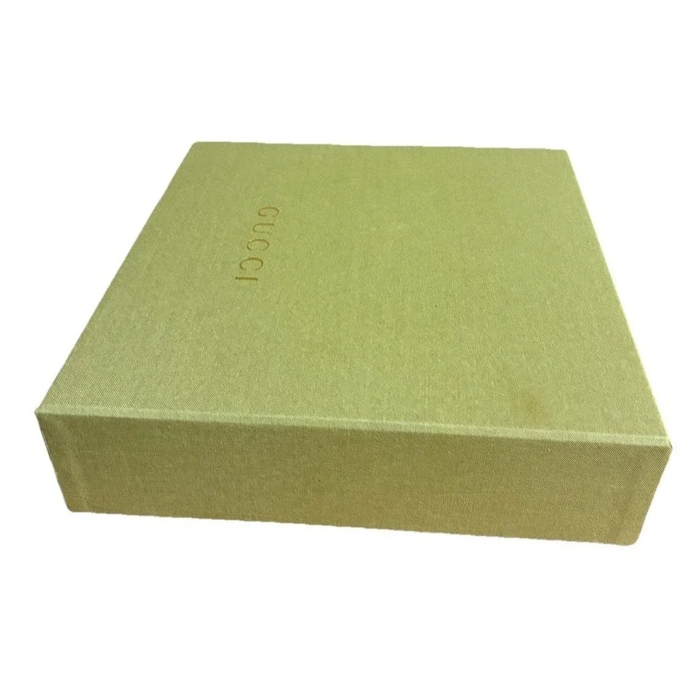 Gucci‎ Gift Box And Dust Bag Green Quilted 9.5x9.5x3
